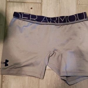 Girls youth large UA under armour spandex shorts